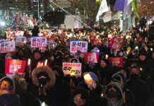 民调显示韩国总统尹锡悦支持率跌至13%