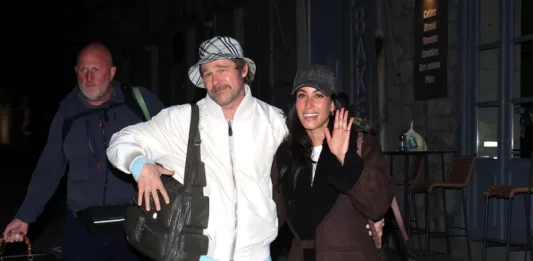 【娱乐】布拉德皮特闪现布鲁塞尔意大利餐厅 披萨没吃完打包带走