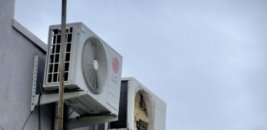 【热成极限】比利时人又重回讨论:空调 装不装?