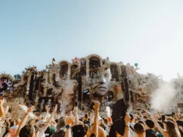 【财富】Tomorrowland音乐节成了当地居民的摇钱树 猜猜他们赚了多少?