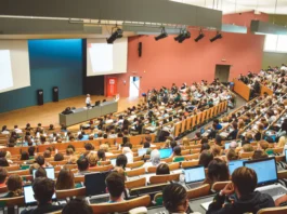 【免学费?】比利时大学生的一年实际花销近2万欧!